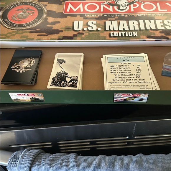 Monopoly U.S. Marines Edition Board Game - Picture 2 of 6
